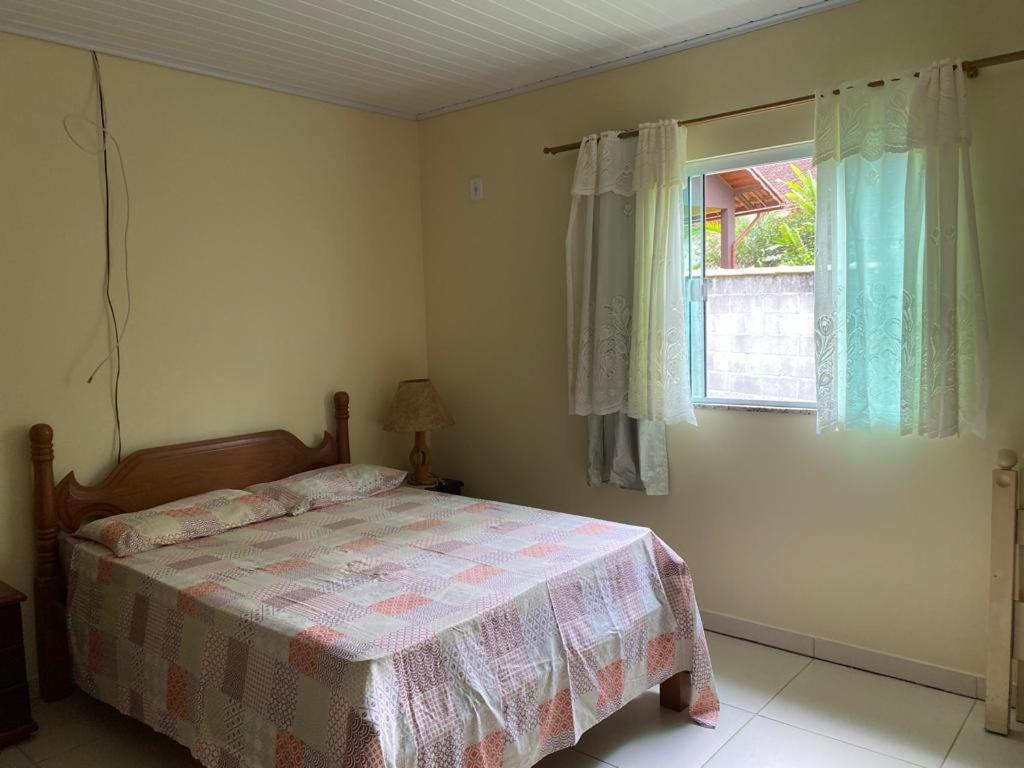 Lumiar Casa Solar Churrasqueira Com 3 Quartos Sendo Um Suite Arejada, Jardim A 700M Do Centro 외부 사진
